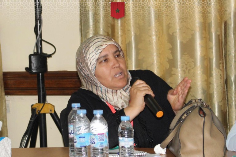 حفيظة بوحيجى الناشطة في جمعية قلوب الرحمة لرعاية الأيتام والأرامل بإقليم ورزازات جنوب شرق المغرب